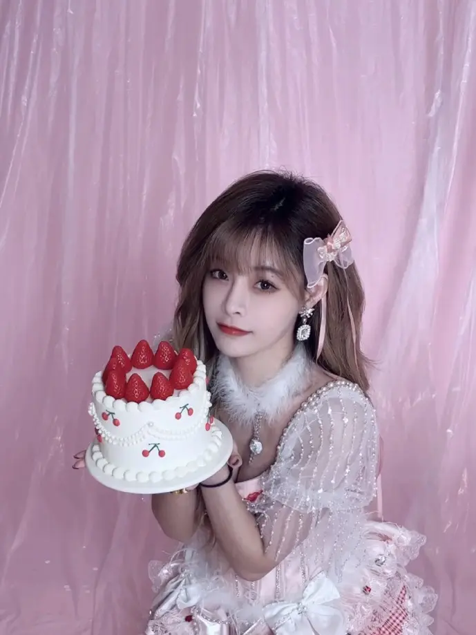 出租屋下载软件窃取数据示意图